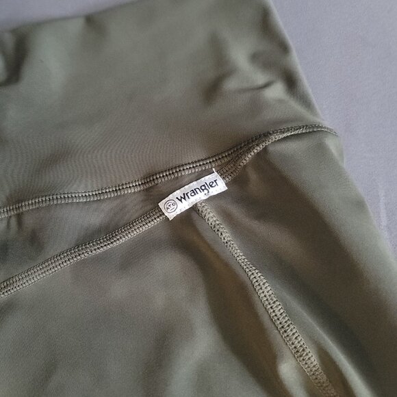 Wrangler x All Terrain Gear Cargo Pants Womens XXL Green Athletic Hiking Legging - Picture 13 of 15